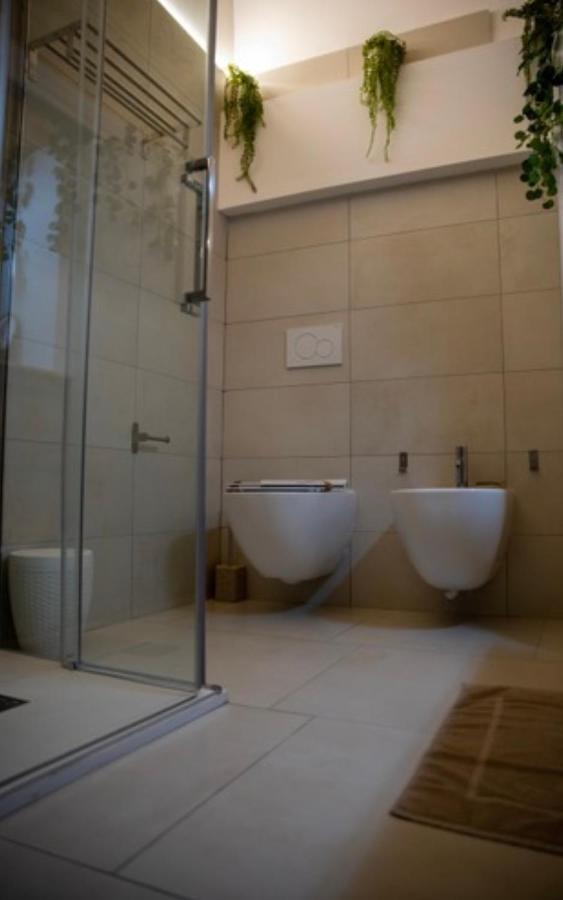 Lc Luxury Apartment Bari Kültér fotó